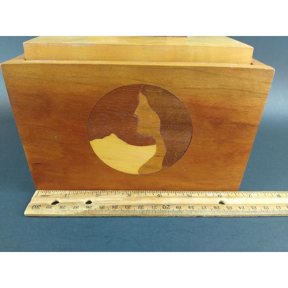Inlaid Decoration Wood Box Chest Old Vintage Wooden Folk Art Woman - Picture 3 of 12